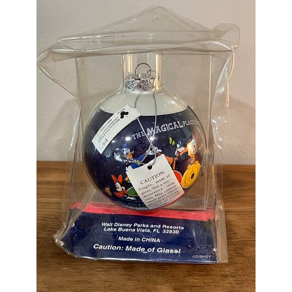 Walt Disney World 2003 Glass Ornament Mickey Goofy Donald Minnie NIB - Picture 5 of 7